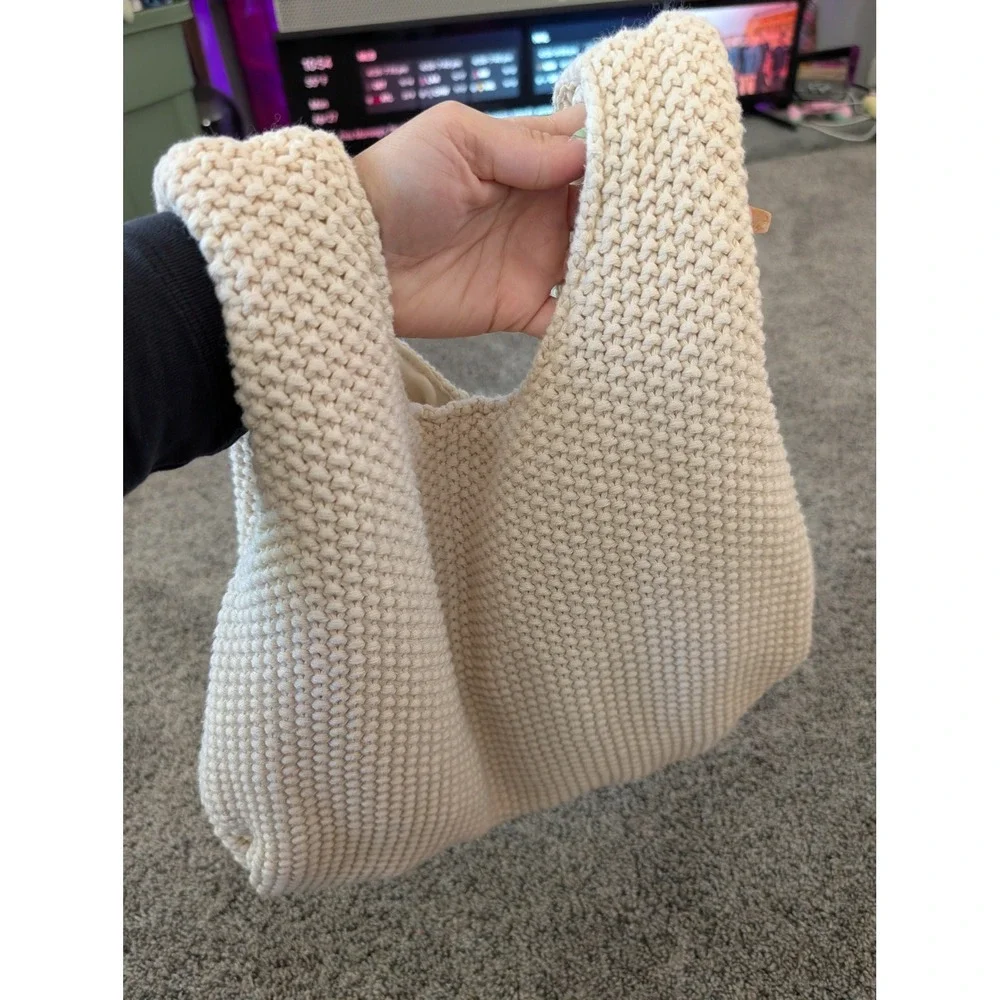 A‎ New Day Cream Chunky Knit Hobo Shoulder Bag Slouchy Magnetic Snap Ivory